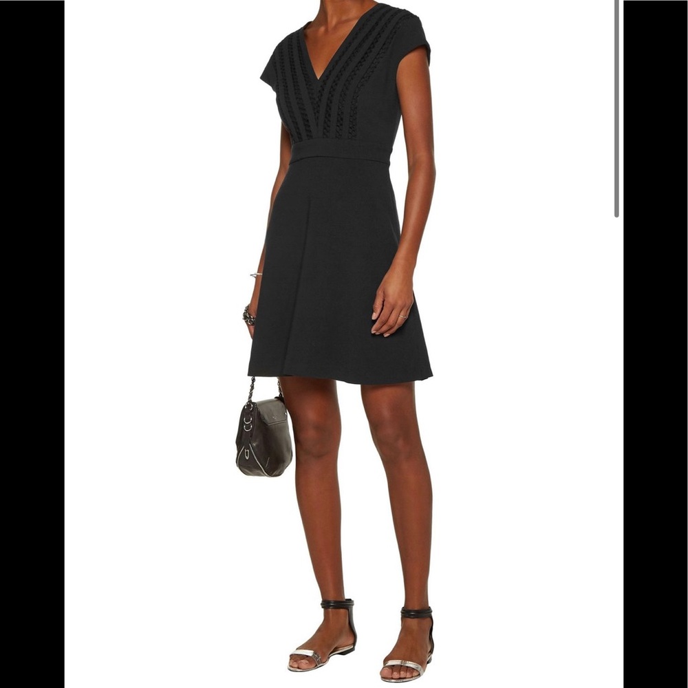 🔥 Host pick 👯‍♀️ Sandro paris black mini dress